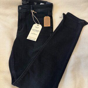 NWT - Lucky Brand Bridgette Skinny - Size 28